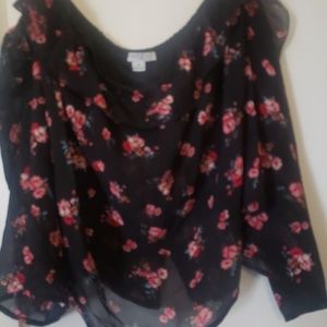 Off the shoulder  bell sleeve shirt